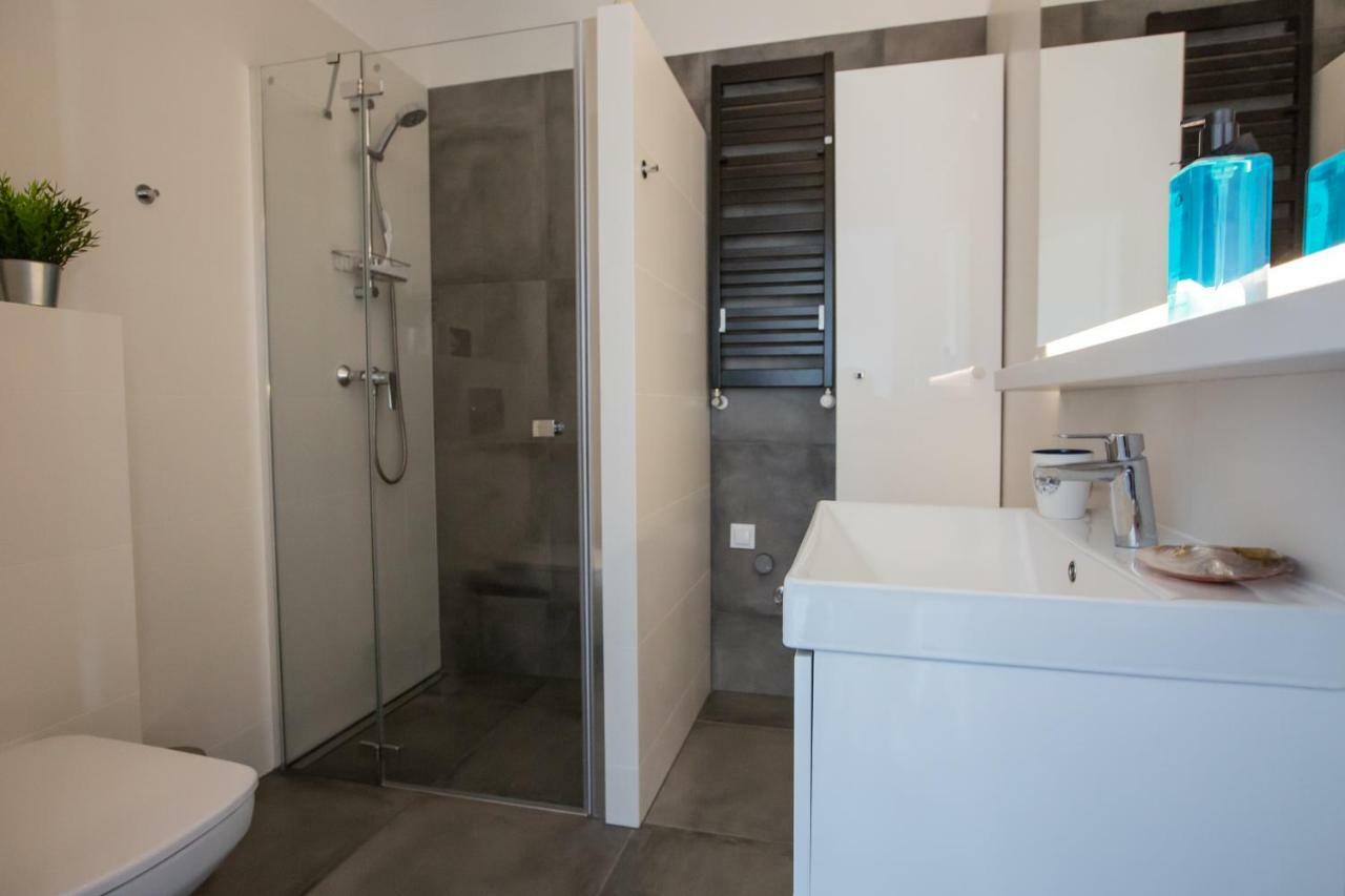 Apartament Morski Widok Gardenia Dziwnow Exterior photo